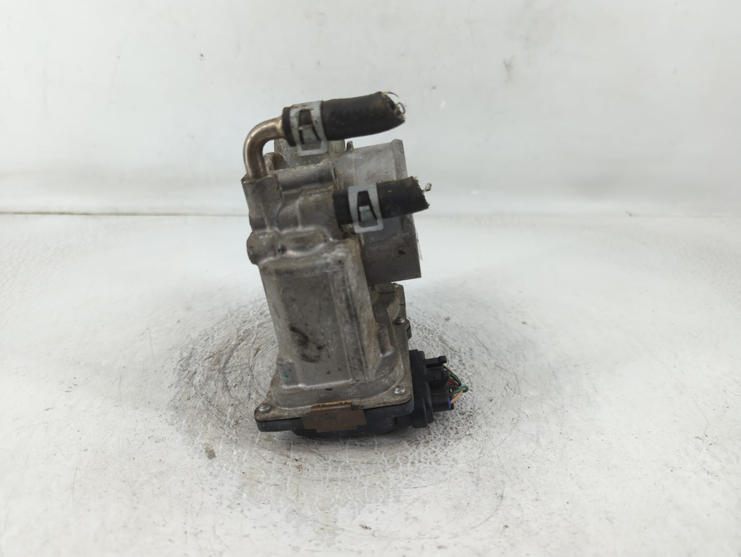 2013-2018 Nissan Altima Throttle Body P/N:02385-11P08 3TA60-01 A Fits Fits 2013 2014 2015 2016 2017 2018 2019 2020 OEM Used 