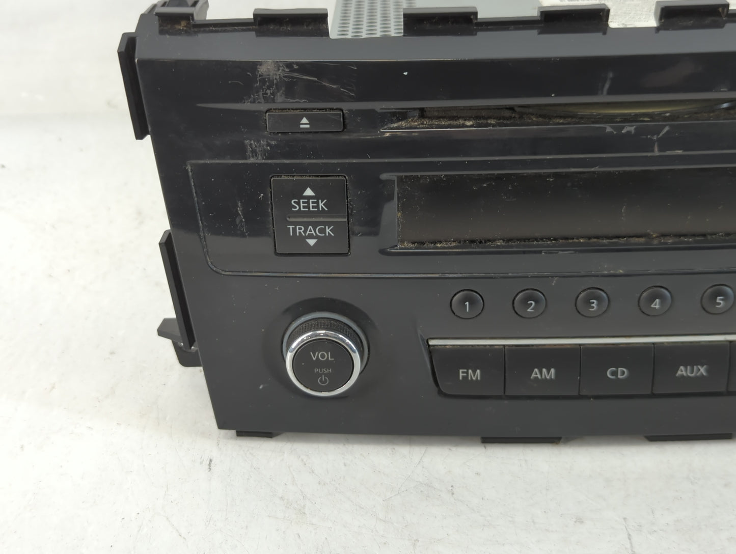 2013-2015 Nissan Altima Radio AM FM Cd Player Receiver Replacement P/N:28185 3TA0G Fits Fits 2013 2014 2015 OEM Used Auto Pa