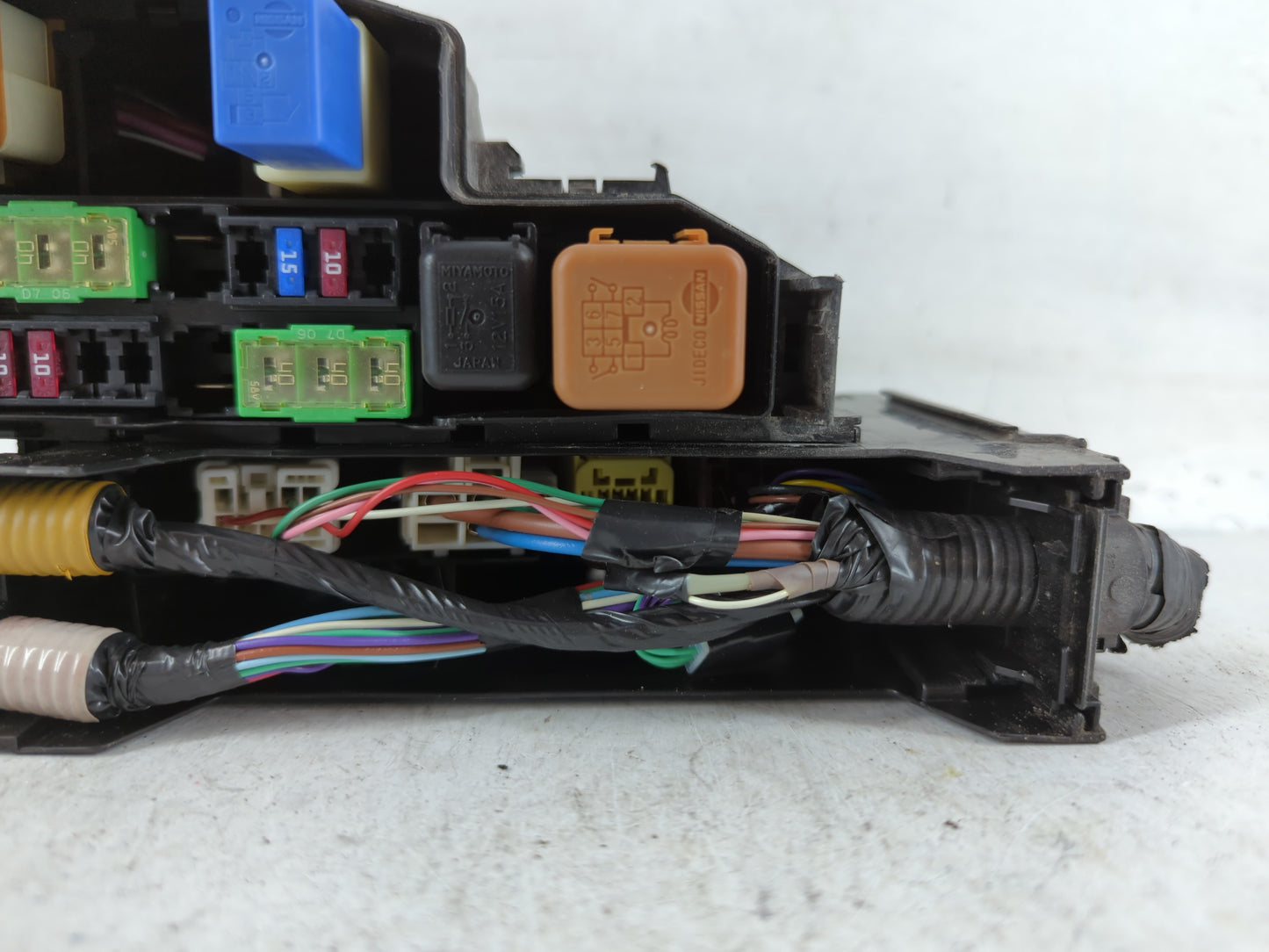 2013-2014 Nissan Altima Fusebox Fuse Box Panel Relay Module P/N:7154-5763-30 7254-5763-30 Fits Fits 2013 2014 OEM Used Auto 