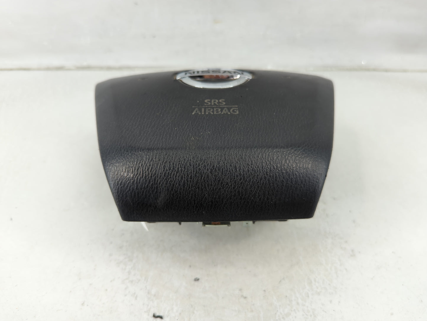 2013-2015 Nissan Armada Air Bag Driver Left Steering Wheel Mounted P/N:Z7EA1005753 Fits Fits 2013 2014 2015 OEM Used Auto Pa