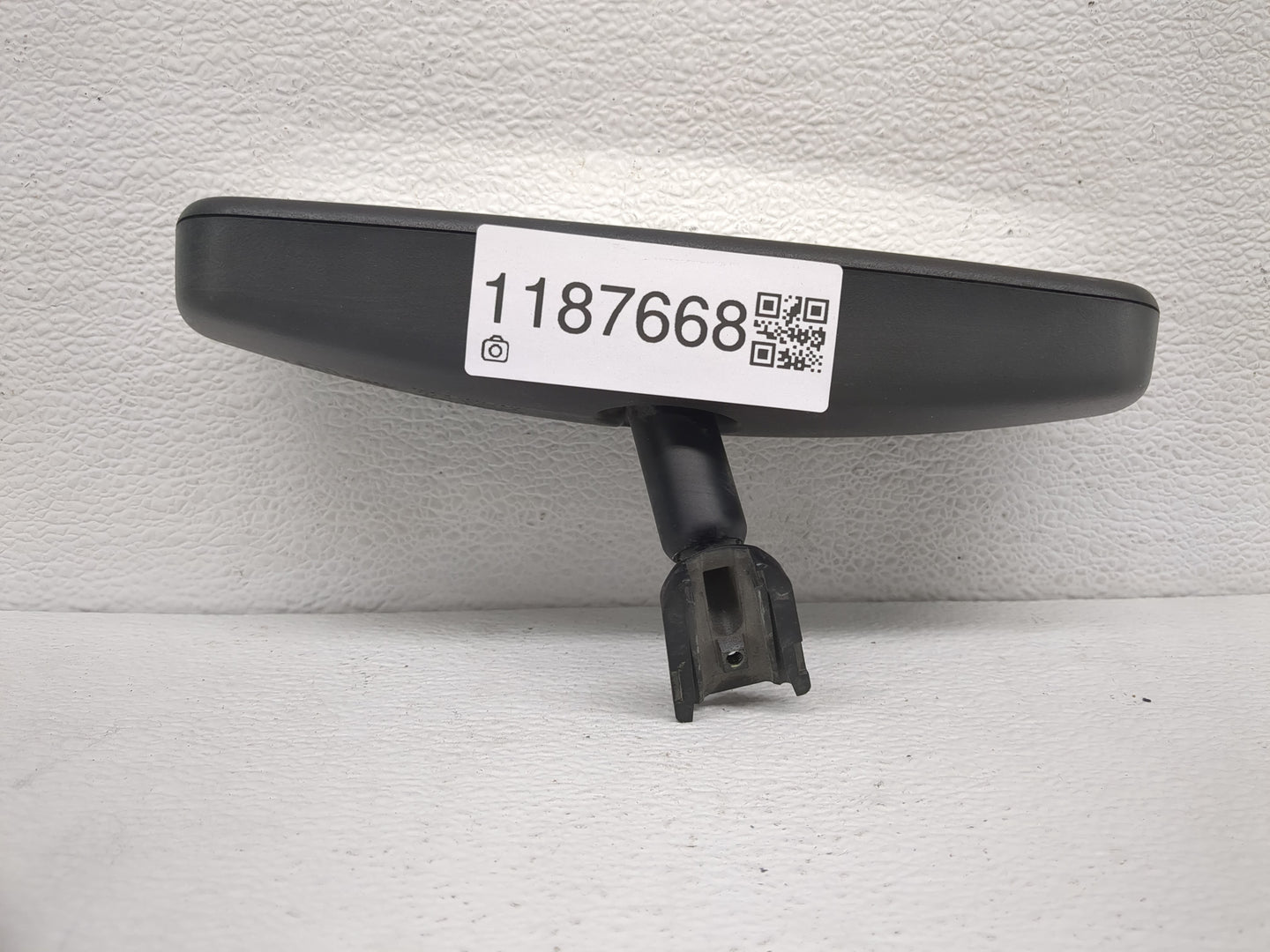 2008-2015 Nissan Armada Interior Rear View Mirror Replacement OEM P/N:E11015894 Fits OEM Used Auto Parts - Oemusedautoparts1