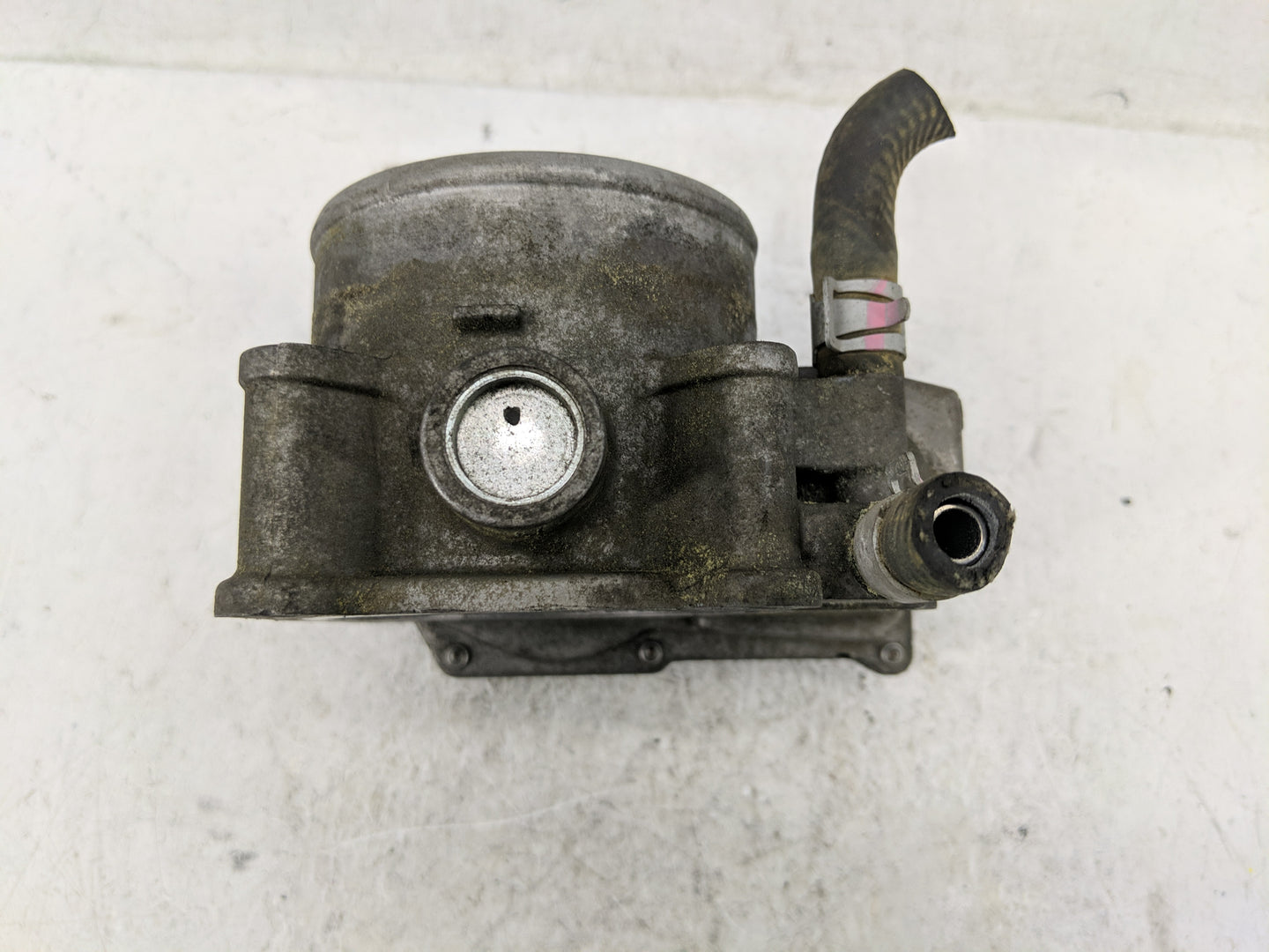 2013-2015 Nissan Armada Throttle Body P/N:7S000 D Fits Fits 2012 2013 2014 2015 2016 OEM Used Auto Parts - Oemusedautoparts1