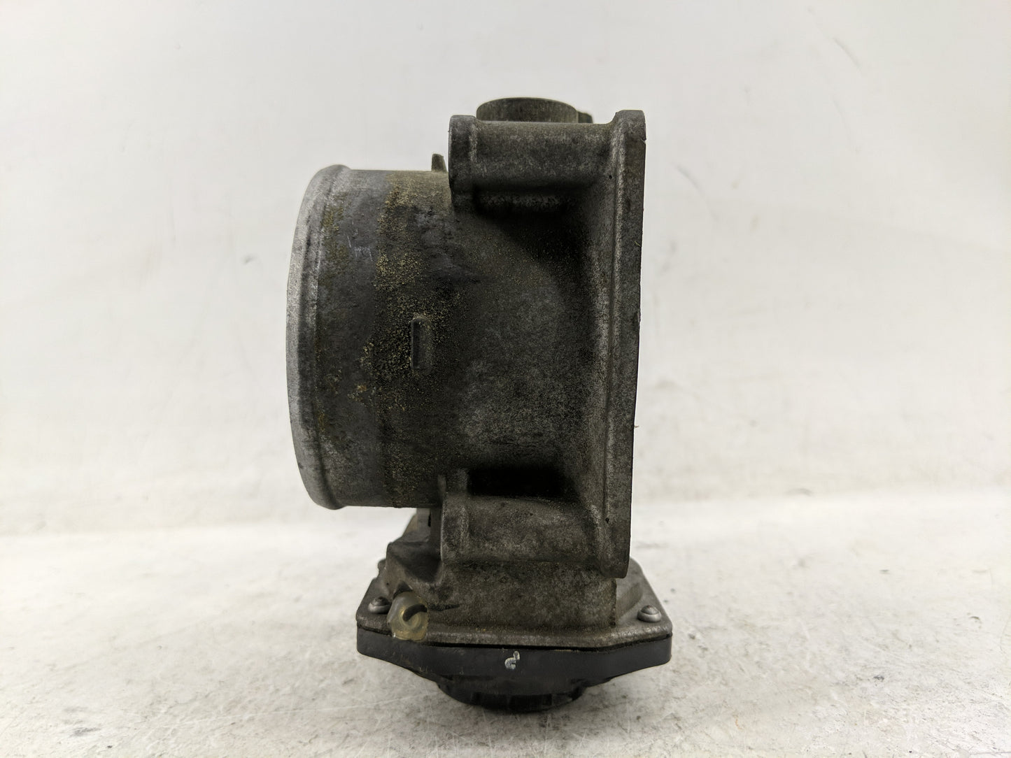 2013-2015 Nissan Armada Throttle Body P/N:7S000 D Fits Fits 2012 2013 2014 2015 2016 OEM Used Auto Parts - Oemusedautoparts1