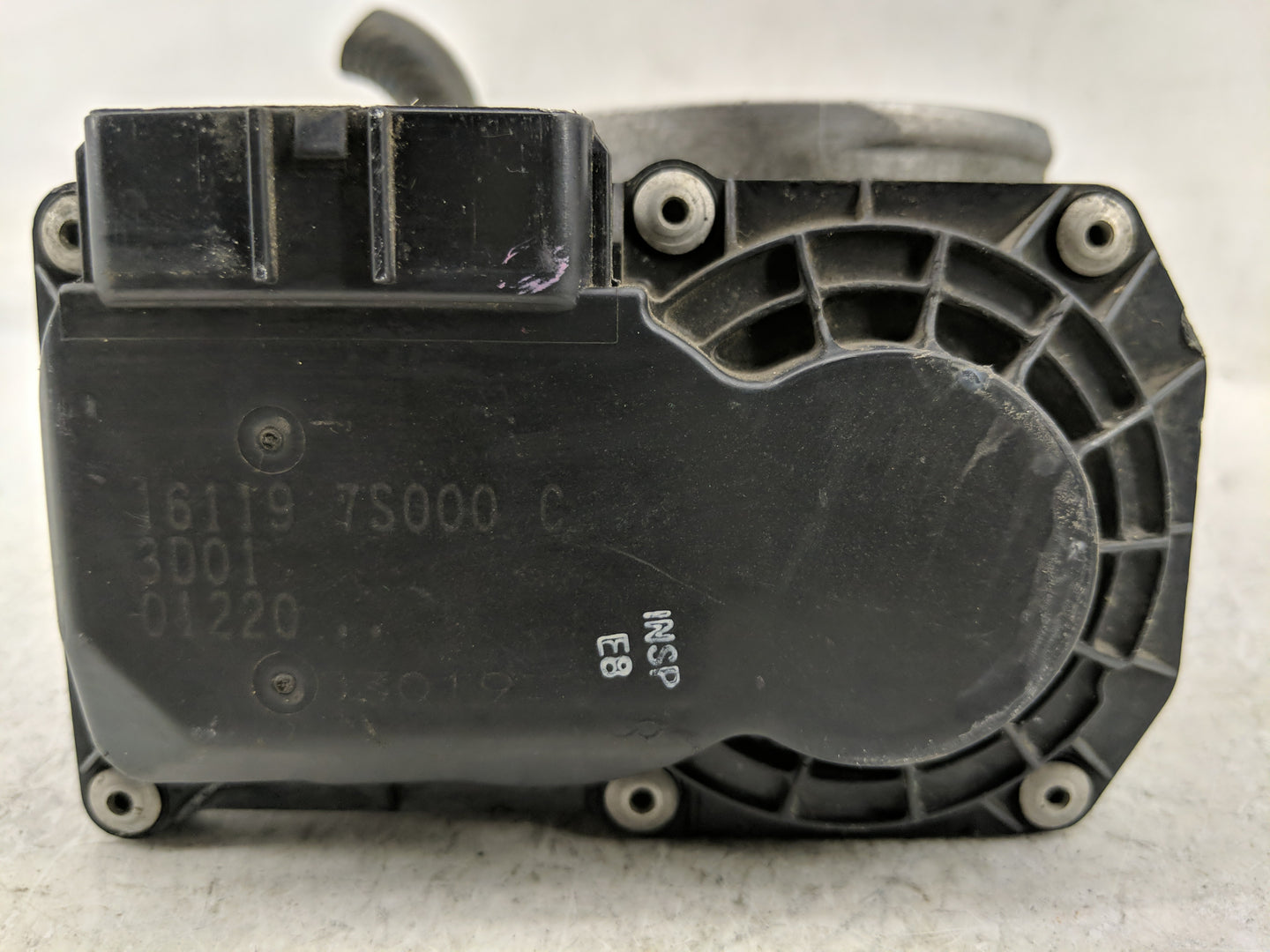 2013-2015 Nissan Armada Throttle Body P/N:7S000 D Fits Fits 2012 2013 2014 2015 2016 OEM Used Auto Parts - Oemusedautoparts1