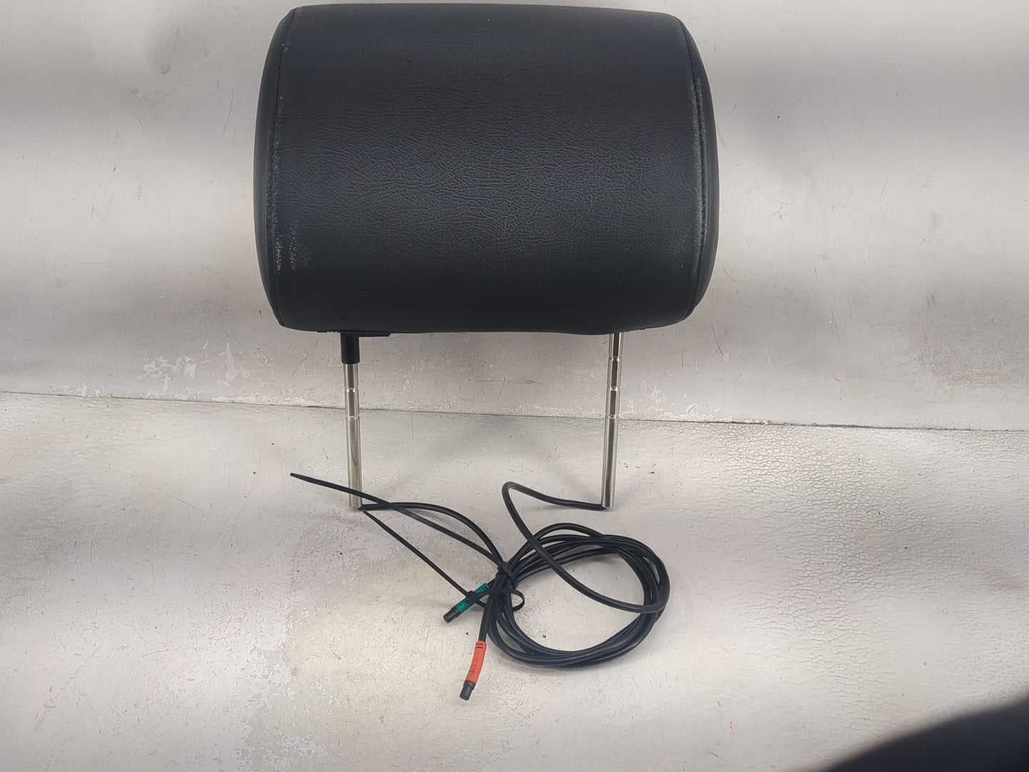 2013 Nissan Armada Headrest Head Rest Rear Seat Fits OEM Used Auto Parts - Oemusedautoparts1.com
