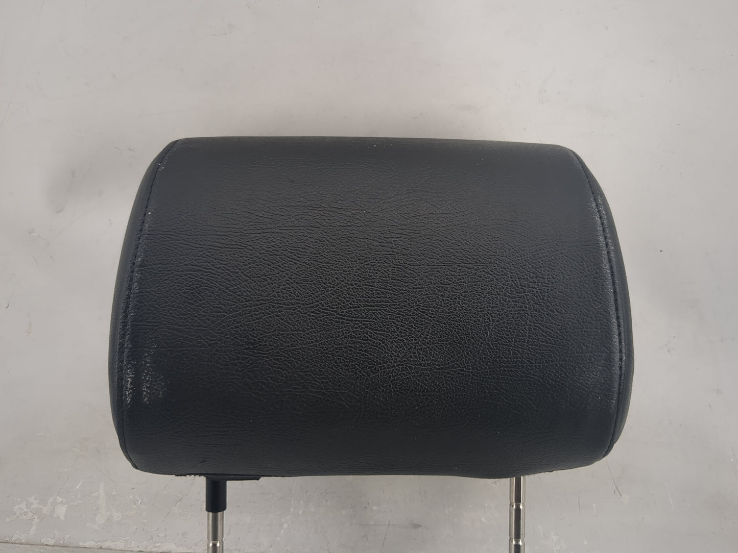 2013 Nissan Armada Headrest Head Rest Rear Seat Fits OEM Used Auto Parts - Oemusedautoparts1.com