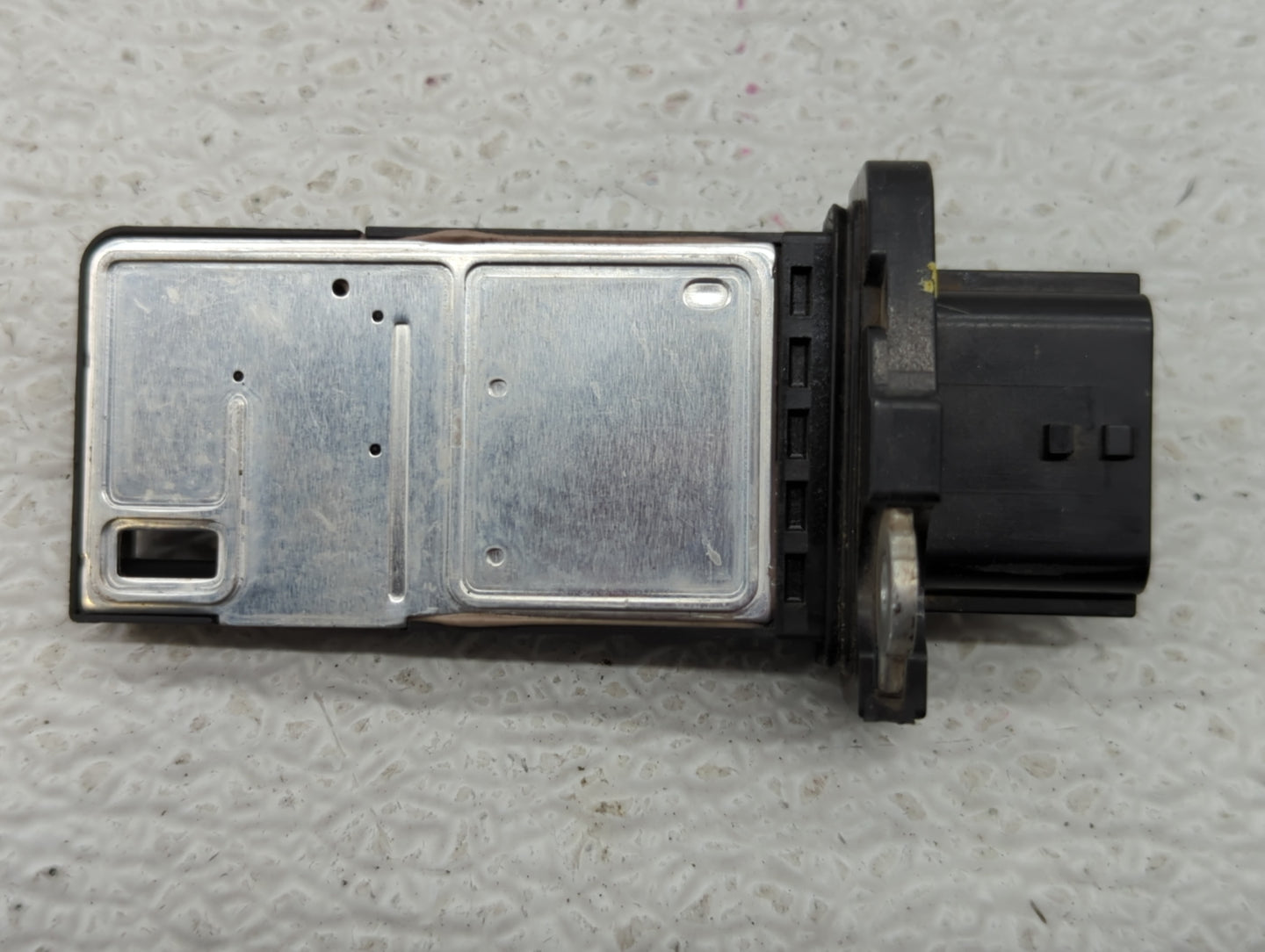 2005-2022 Nissan Armada Mass Air Flow Meter Maf - Oemusedautoparts1.com