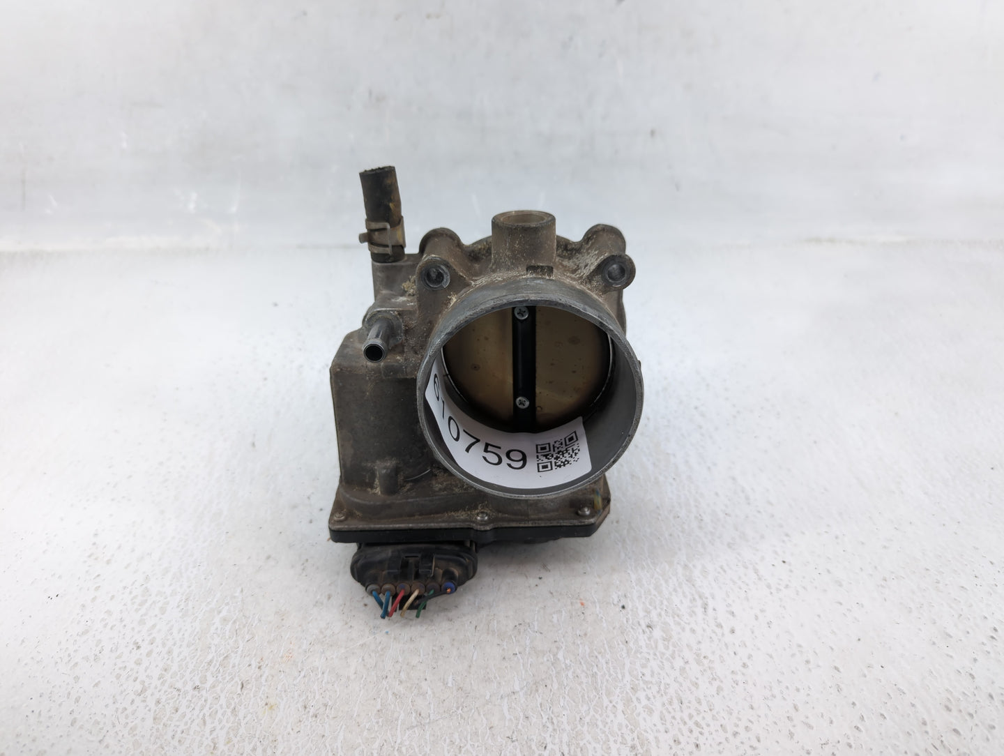 2013-2015 Nissan Armada Throttle Body P/N:16119 7S000 Fits Fits 2012 2013 2014 2015 2016 OEM Used Auto Parts - Oemusedautopa