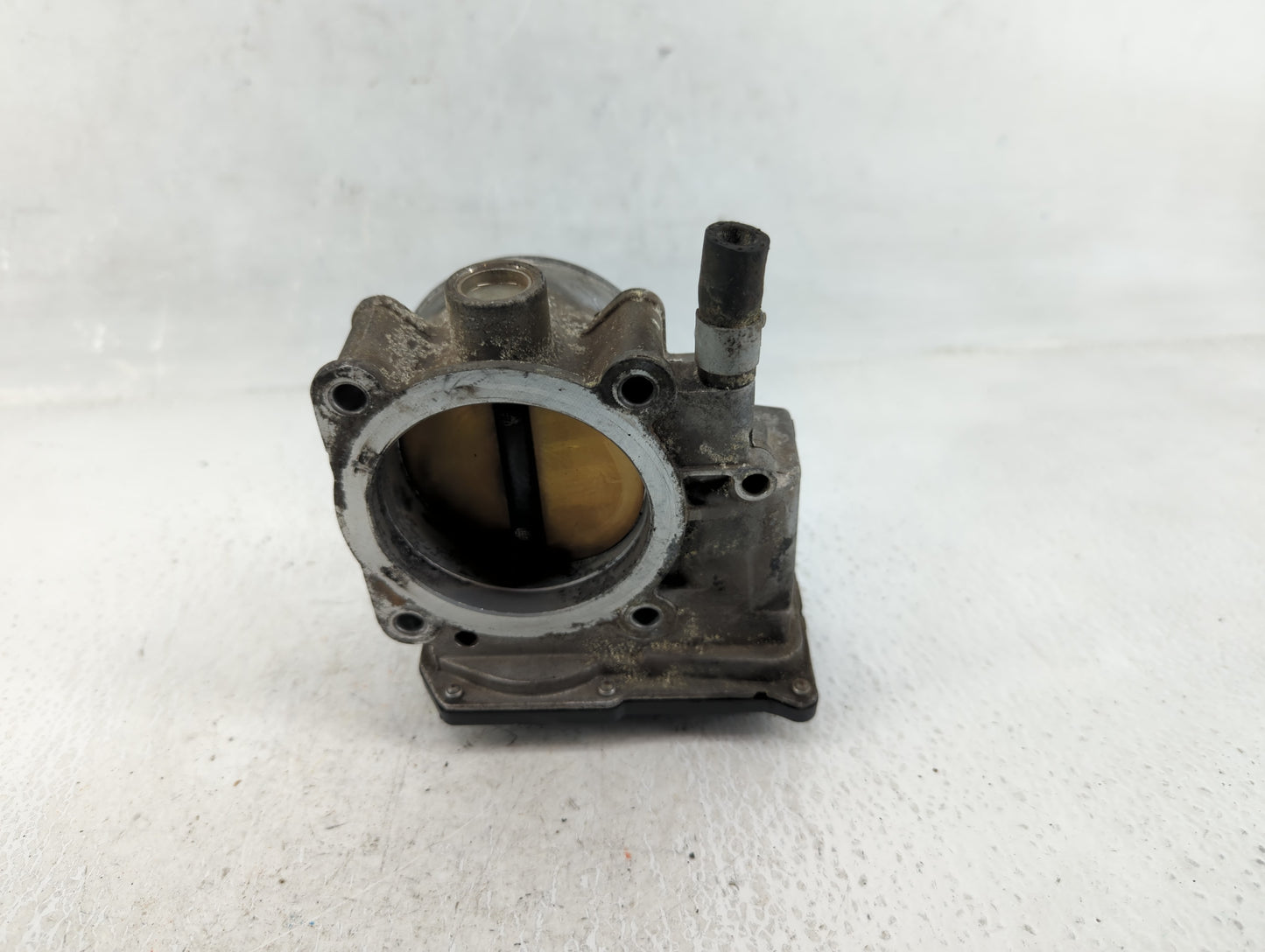 2013-2015 Nissan Armada Throttle Body P/N:16119 7S000 Fits Fits 2012 2013 2014 2015 2016 OEM Used Auto Parts - Oemusedautopa