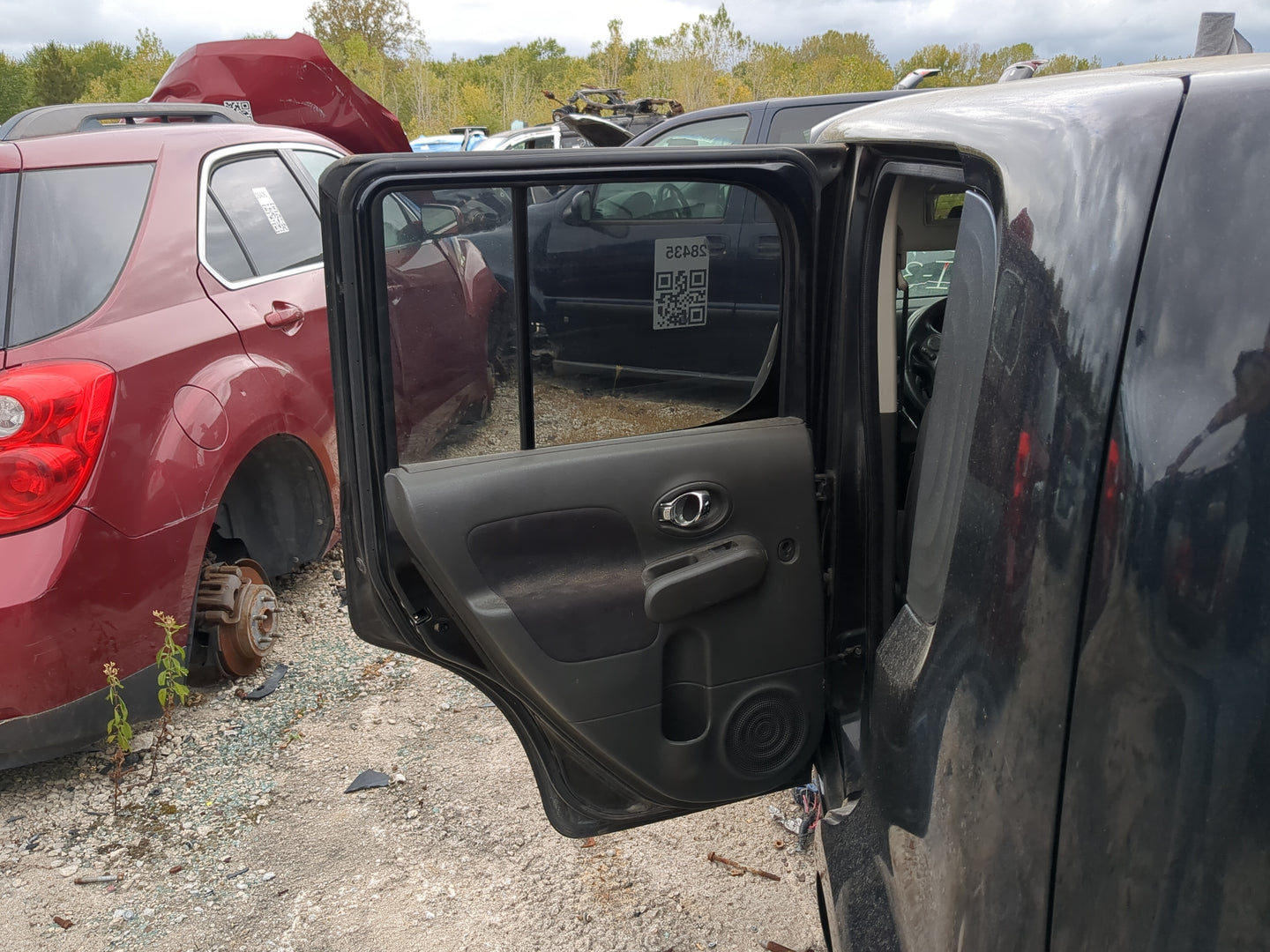 2011-2014 Nissan Cube Driver Rear Door Oem - Oemusedautoparts1.com