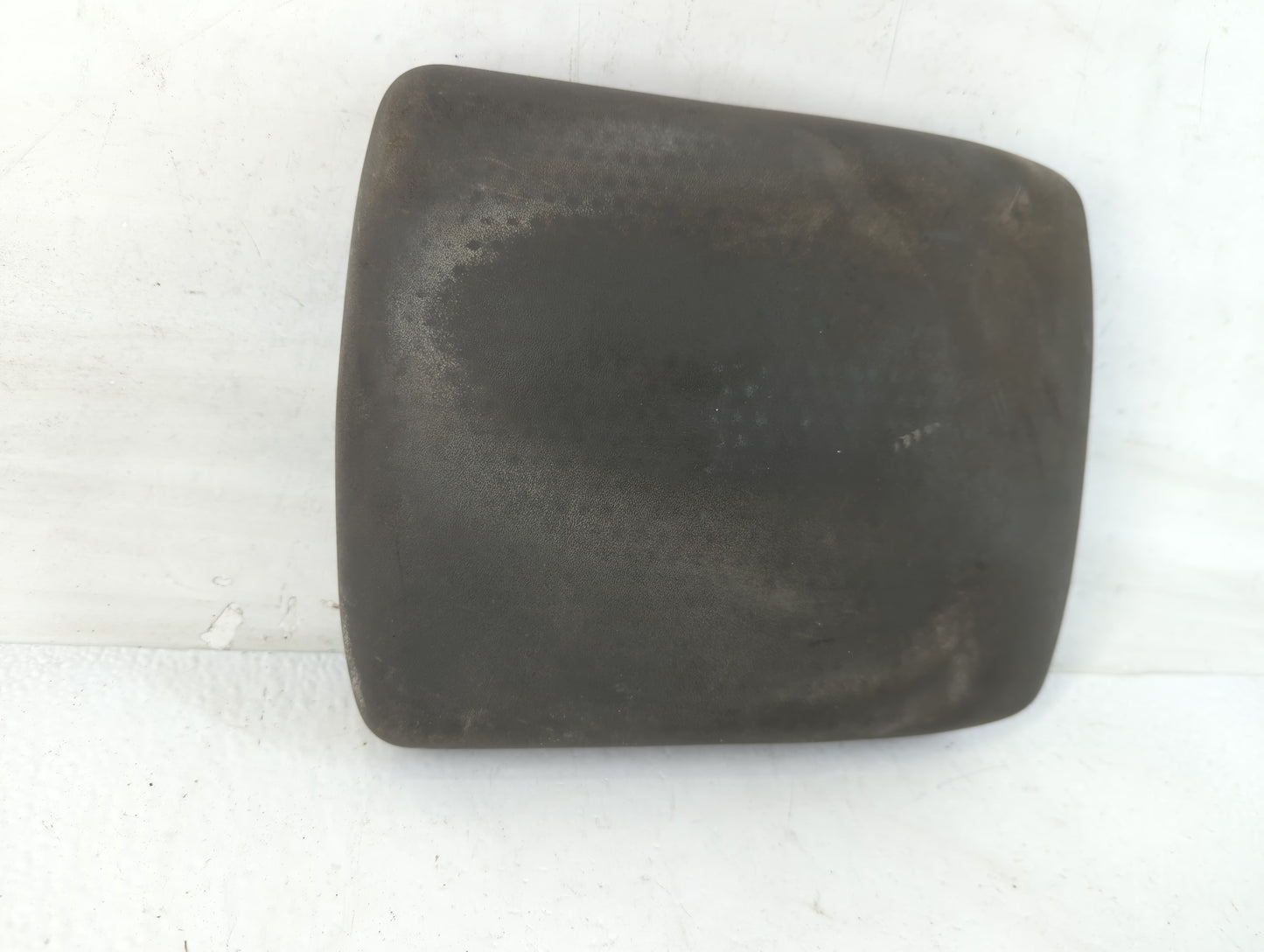 2013 Nissan Frontier Center Console Armrest Cover Lid P/N:130814 Fits OEM Used Auto Parts - Oemusedautoparts1.com