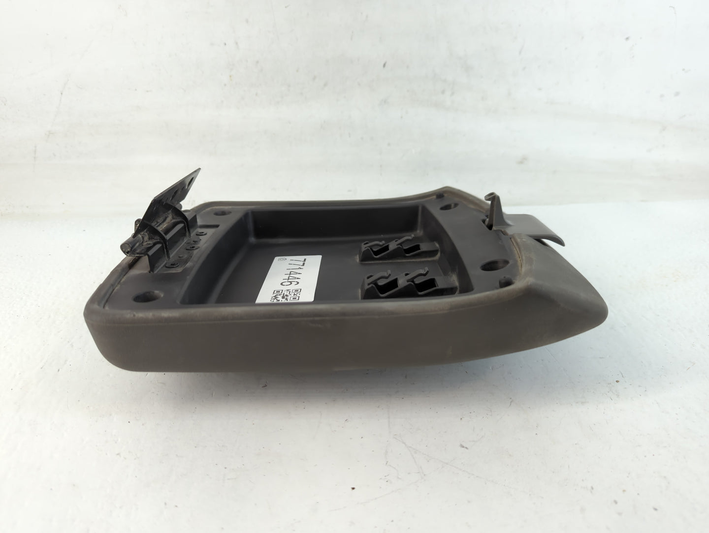 2013 Nissan Frontier Center Console Armrest Cover Lid P/N:130814 Fits OEM Used Auto Parts - Oemusedautoparts1.com