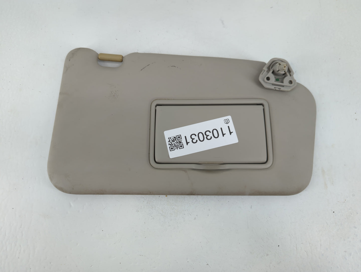 2011-2013 Nissan Juke Sun Visor Shade Replacement Passenger Right Mirror Fits Fits 2011 2012 2013 OEM Used Auto Parts - Oemu
