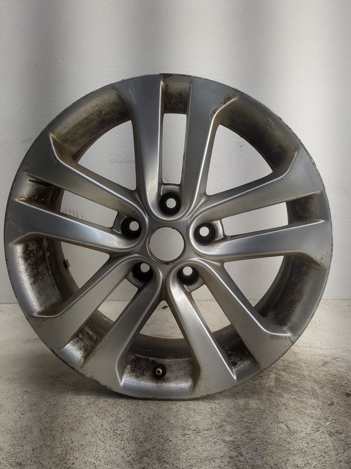 2011-2016 Nissan Juke Oem Wheel Rim - Oemusedautoparts1.com