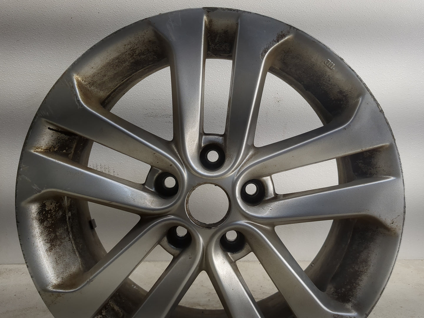 2011-2016 Nissan Juke Oem Wheel Rim - Oemusedautoparts1.com