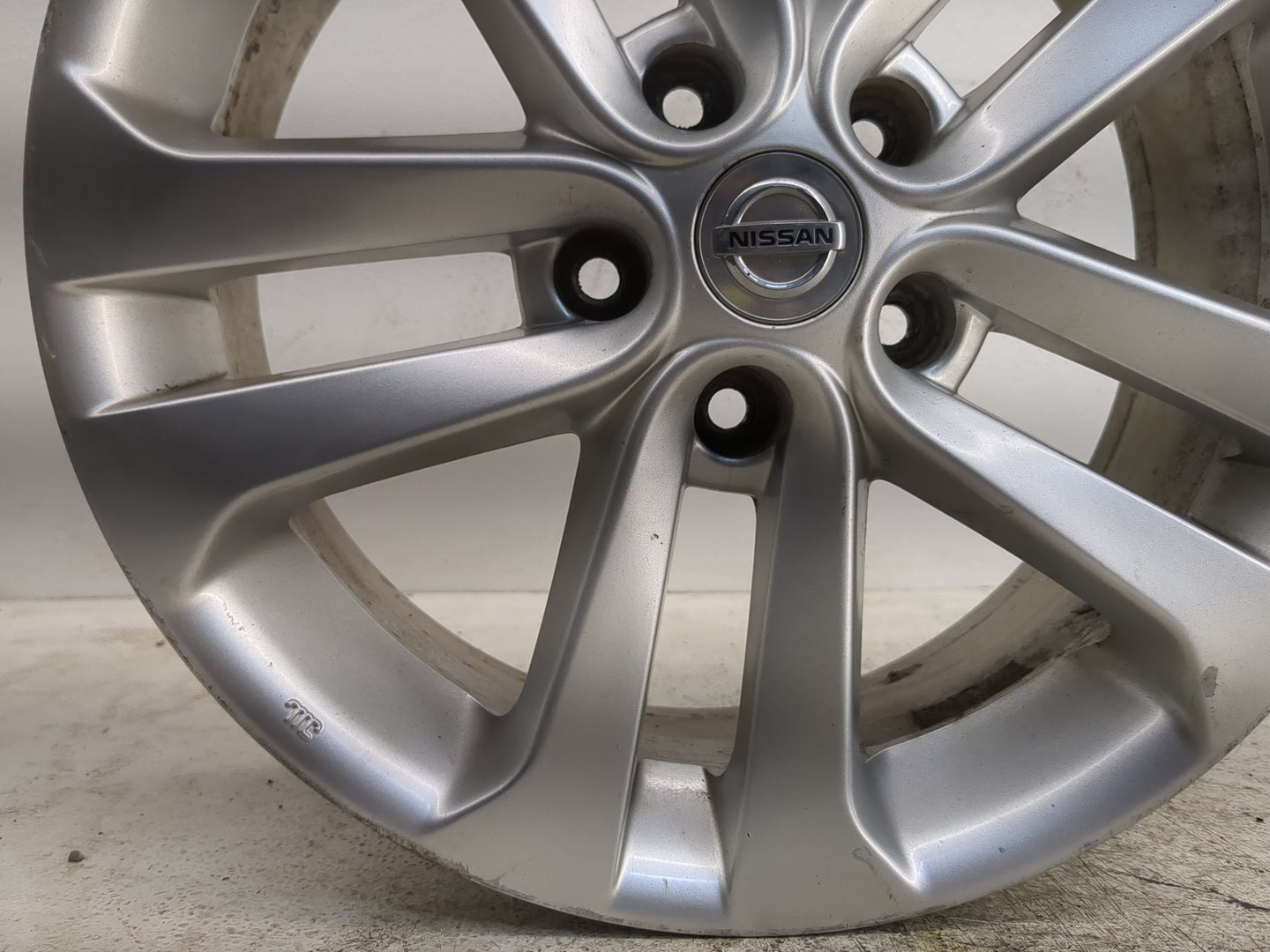 2011-2016 Nissan Juke Oem Wheel Rim - Oemusedautoparts1.com