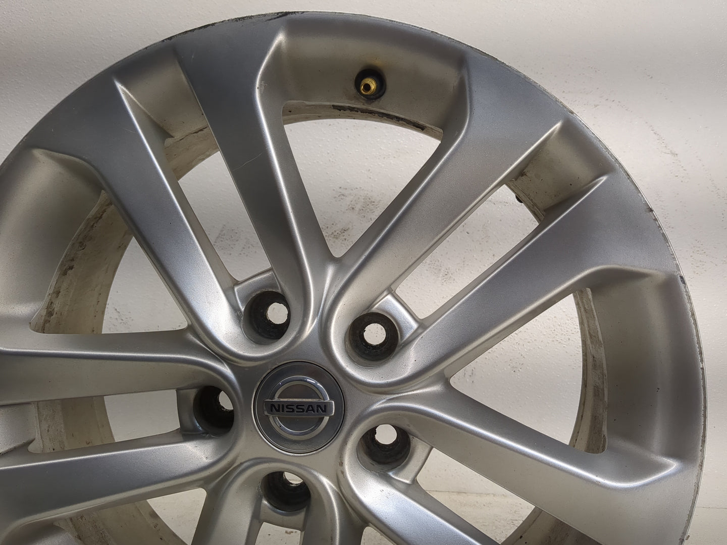 2011-2016 Nissan Juke Oem Wheel Rim - Oemusedautoparts1.com