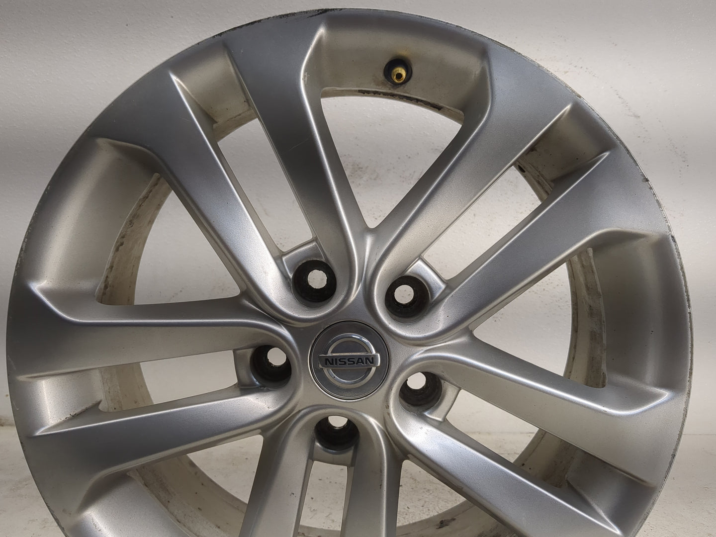 2011-2016 Nissan Juke Oem Wheel Rim - Oemusedautoparts1.com