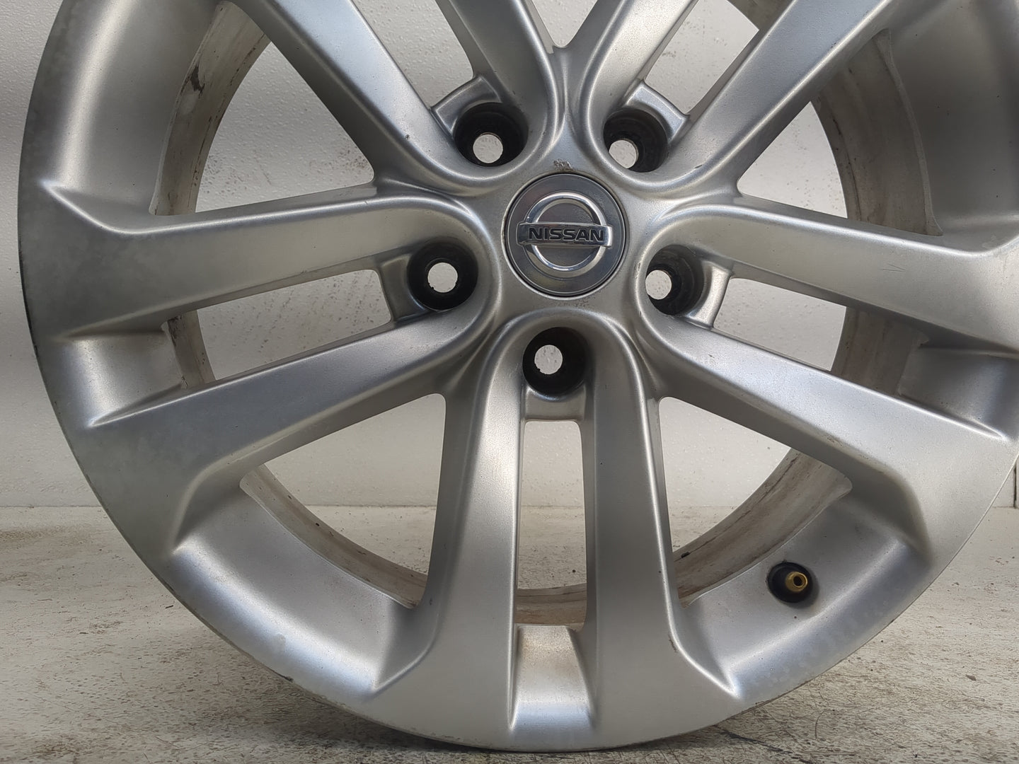 2011-2016 Nissan Juke Oem Wheel Rim - Oemusedautoparts1.com