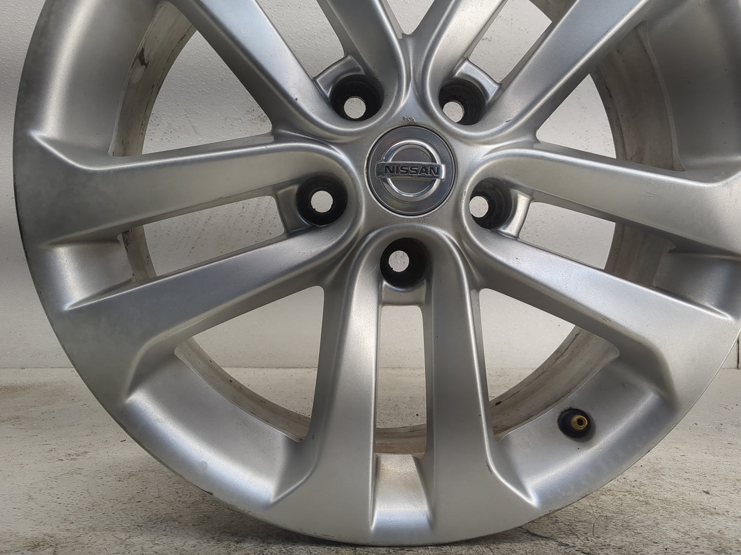 2011-2016 Nissan Juke Oem Wheel Rim - Oemusedautoparts1.com