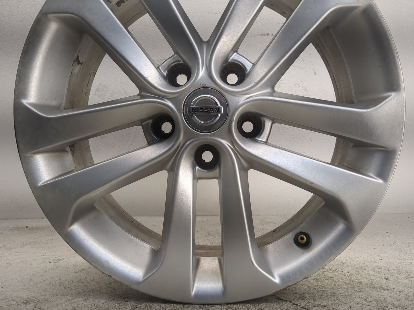 2011-2016 Nissan Juke Oem Wheel Rim - Oemusedautoparts1.com