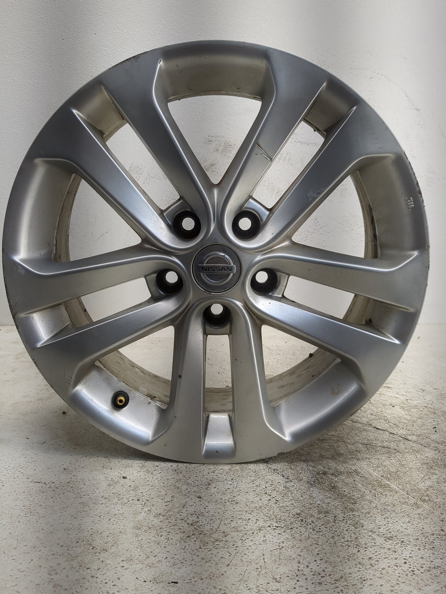 2011-2016 Nissan Juke Oem Wheel Rim - Oemusedautoparts1.com