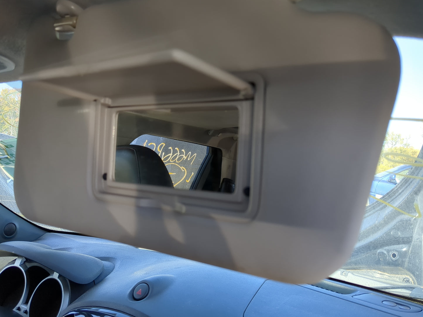 2011-2013 Nissan Juke Sun Visor Shade Replacement Passenger Right Mirror Fits Fits 2011 2012 2013 OEM Used Auto Parts - Oemu