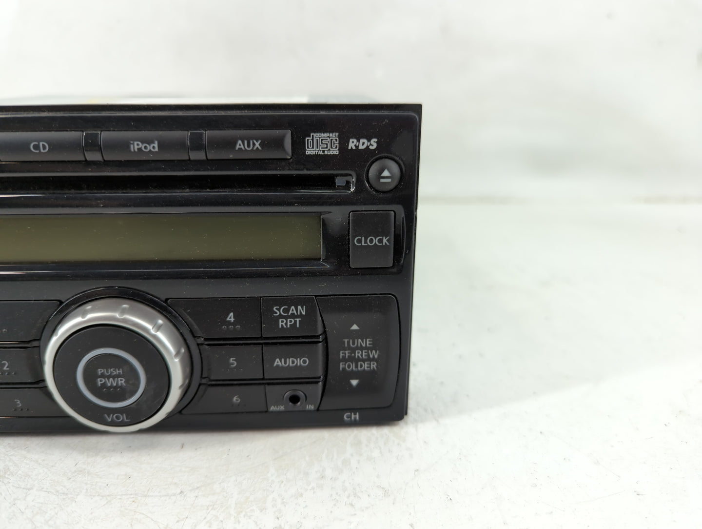 2011-2014 Nissan Juke Radio AM FM Cd Player Receiver Replacement P/N:28185 1KM2A Fits Fits 2011 2012 2013 2014 OEM Used Auto