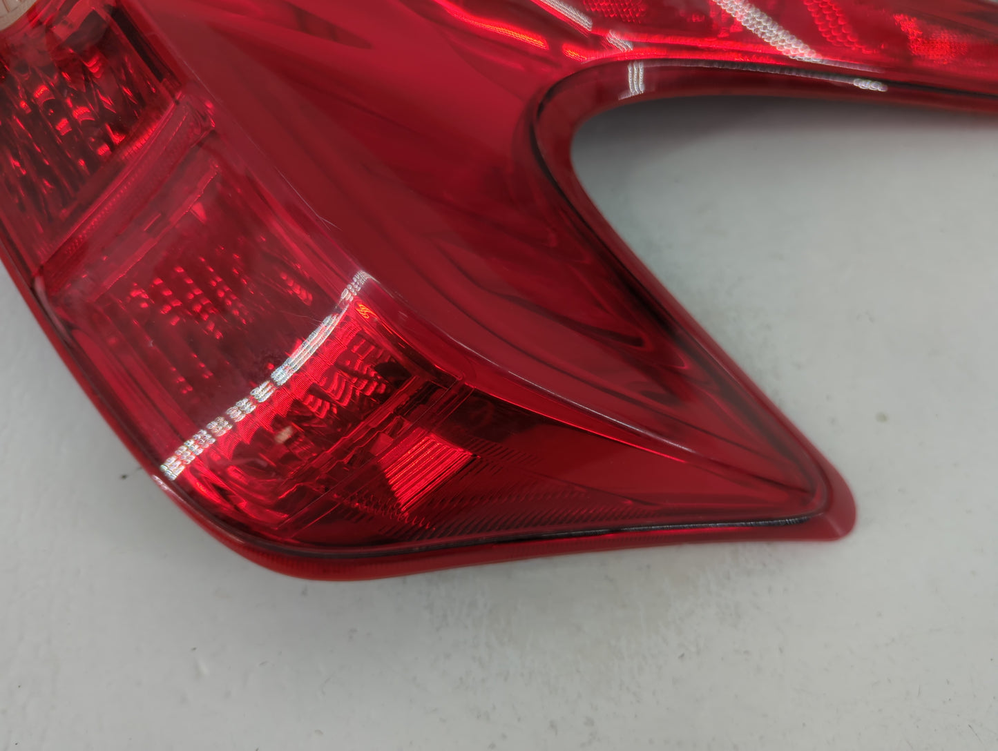 2011-2014 Nissan Juke Tail Light Assembly Driver Left OEM Fits Fits 2011 2012 2013 2014 OEM Used Auto Parts - Oemusedautopar