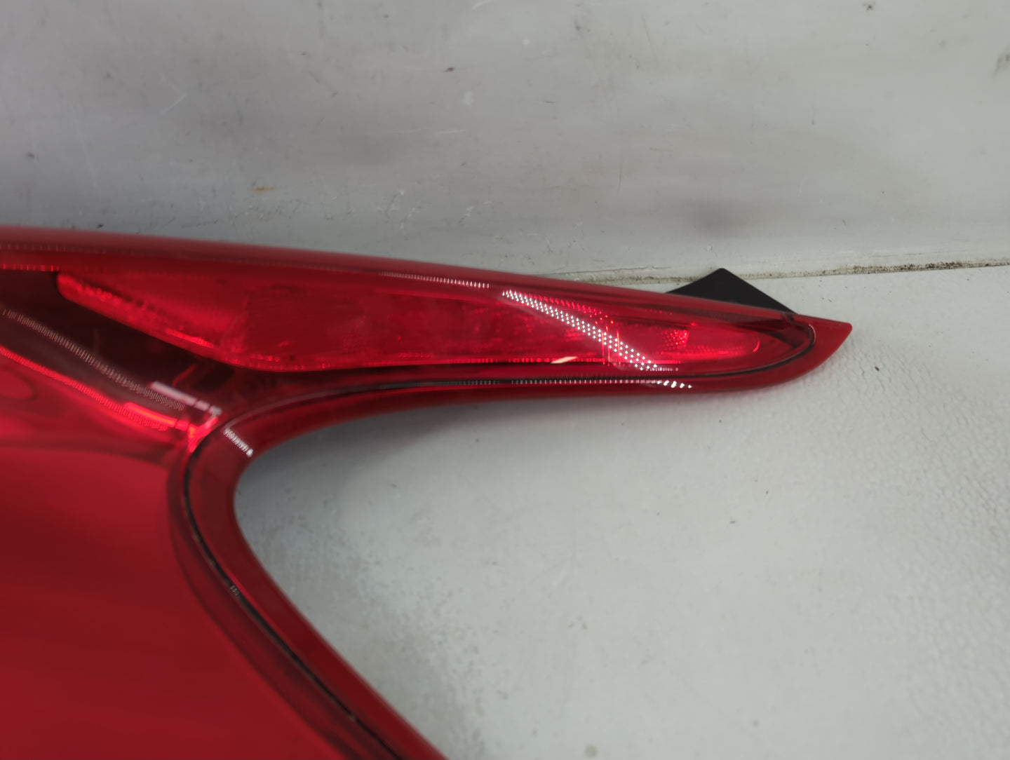 2011-2014 Nissan Juke Tail Light Assembly Driver Left OEM Fits Fits 2011 2012 2013 2014 OEM Used Auto Parts - Oemusedautopar