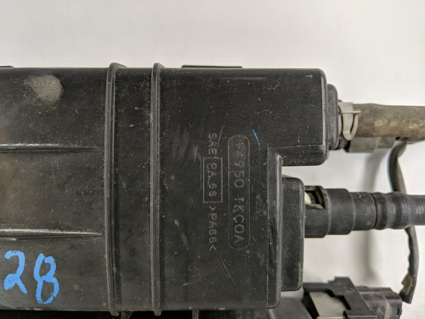 2013 Nissan Juke Fuel Vapor Charcoal Canister 1188078 - Oemusedautoparts1.com