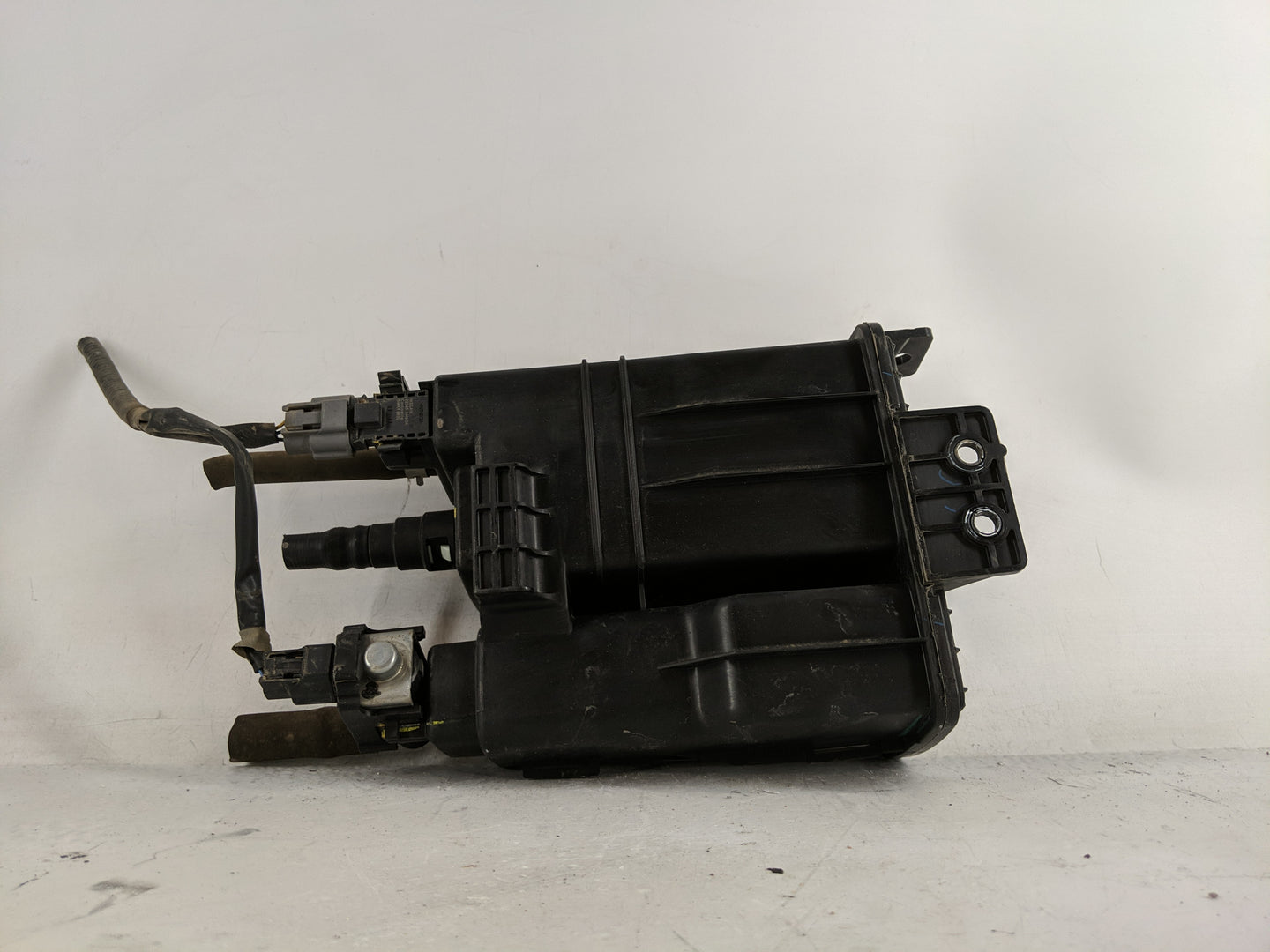 2013 Nissan Juke Fuel Vapor Charcoal Canister - Oemusedautoparts1.com