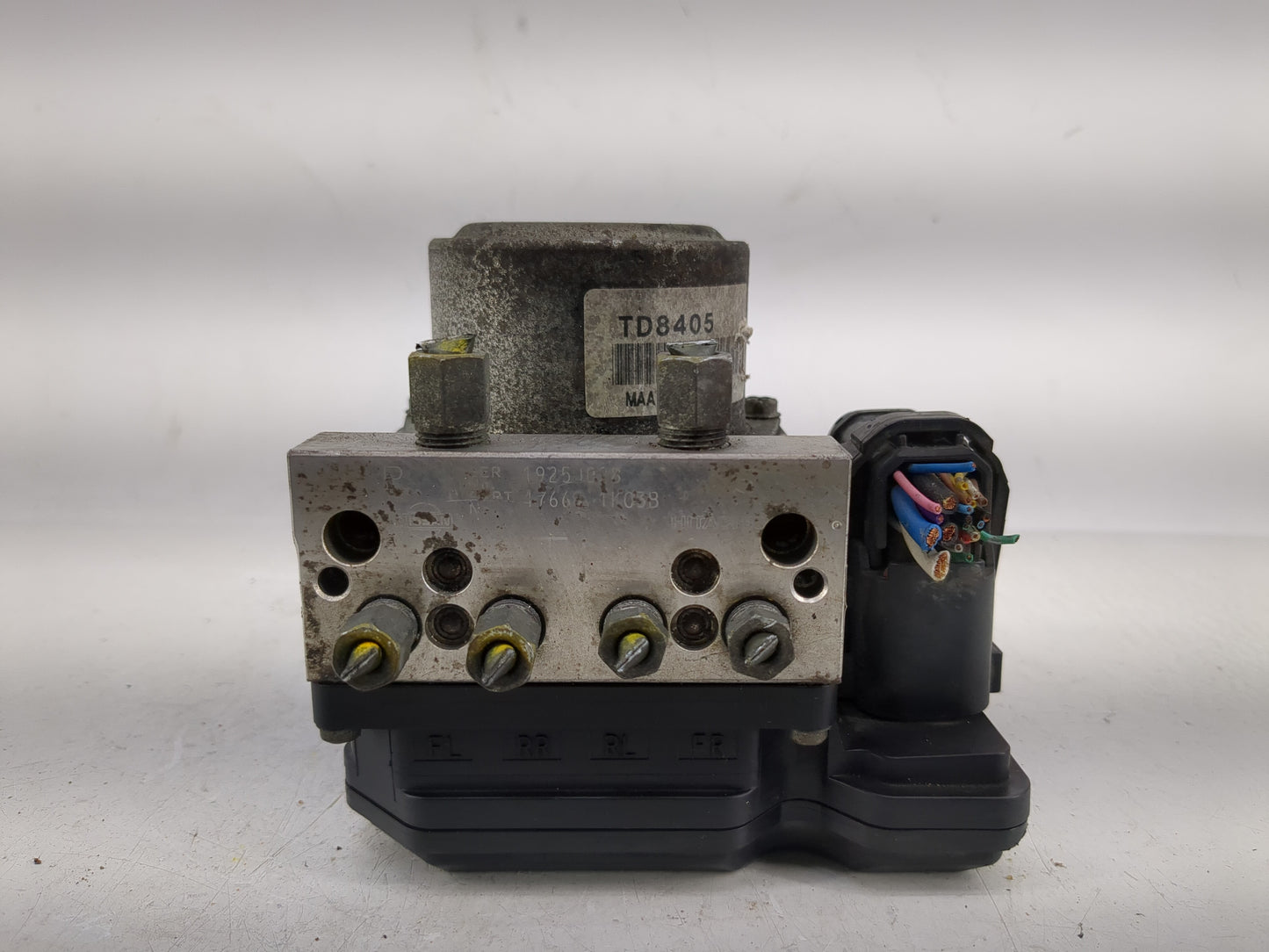 2012-2014 Nissan Juke ABS Pump Control Module Replacement Fits Fits 2012 2013 2014 OEM Used Auto Parts - Oemusedautoparts1.c