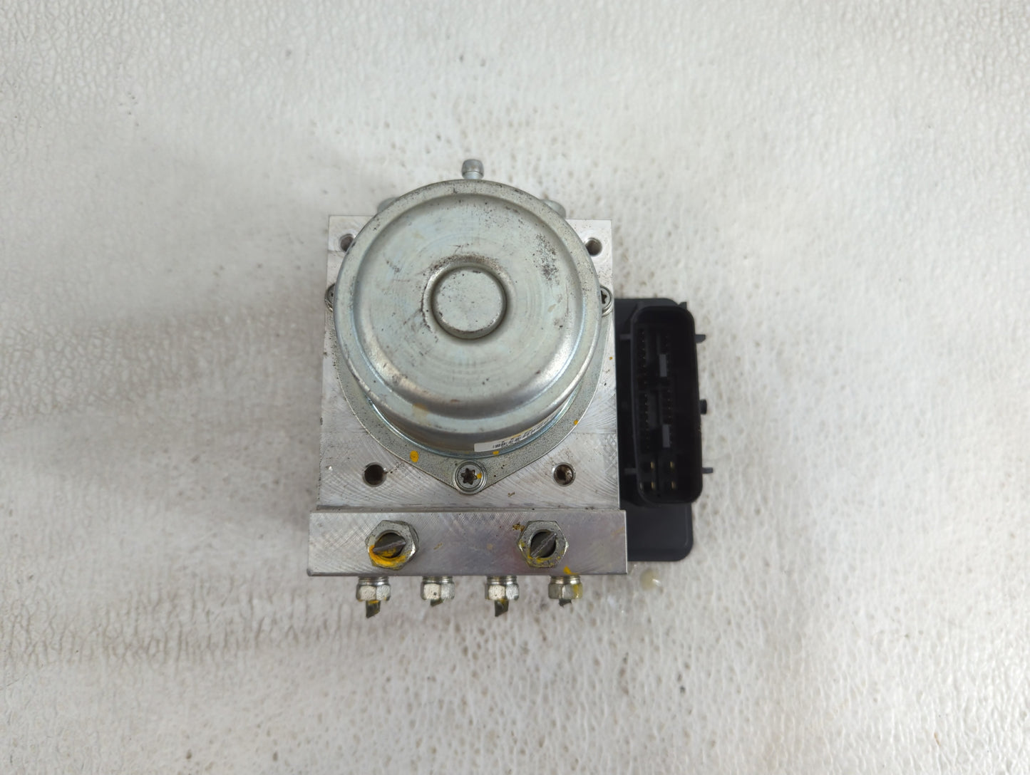 2012-2014 Nissan Juke ABS Pump Control Module Replacement P/N:TD8405 Fits Fits 2012 2013 2014 OEM Used Auto Parts - Oemuseda