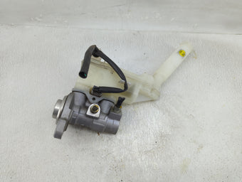 compare product 2011-2017 Nissan Juke Brake Master Cylinder