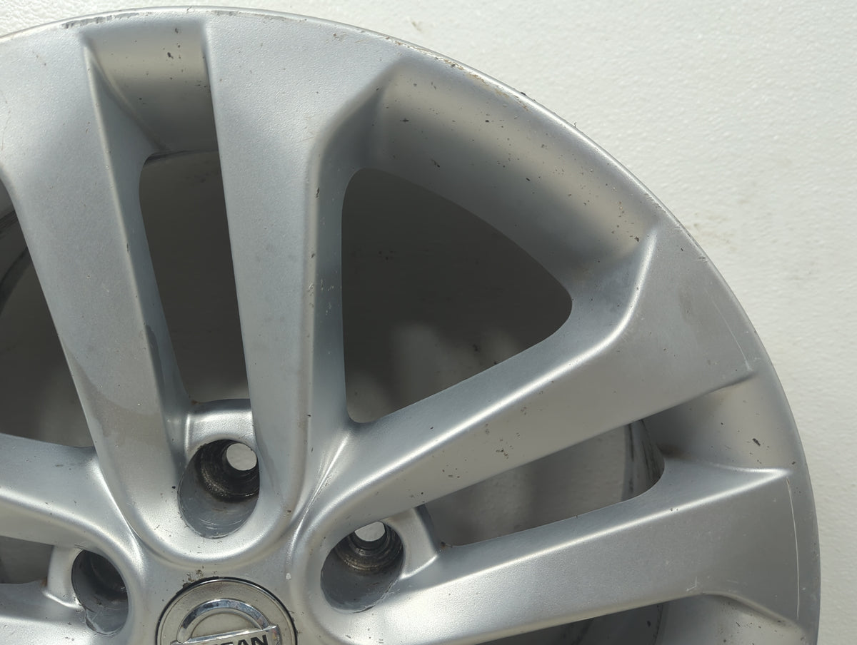 2013 Nissan Juke Oem Wheel Rim 1389122 - Oemusedautoparts1.com