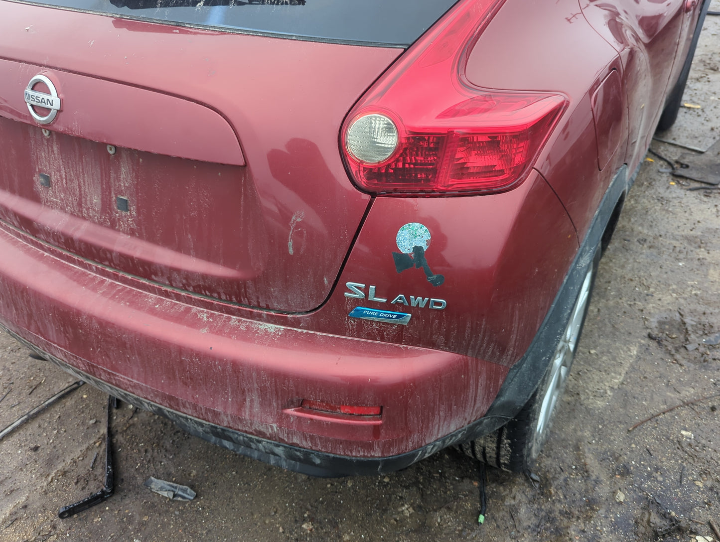 2013-2014 Nissan Juke Rear Bumper Assembly Oem - Oemusedautoparts1.com