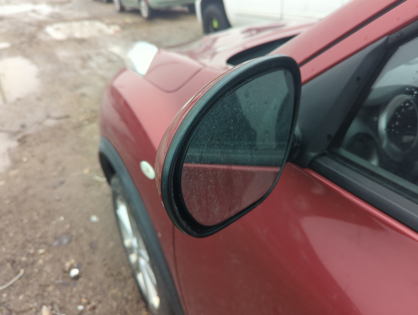 2012-2014 Nissan Juke Driver Side View Mirror - Left Door Mirror OEM Used - Oemusedautoparts1.com