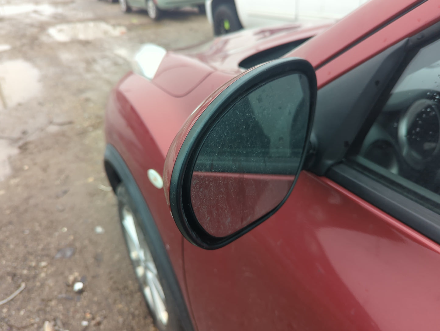 2012-2014 Nissan Juke Driver Side View Mirror - Left Door Mirror OEM Used - Oemusedautoparts1.com