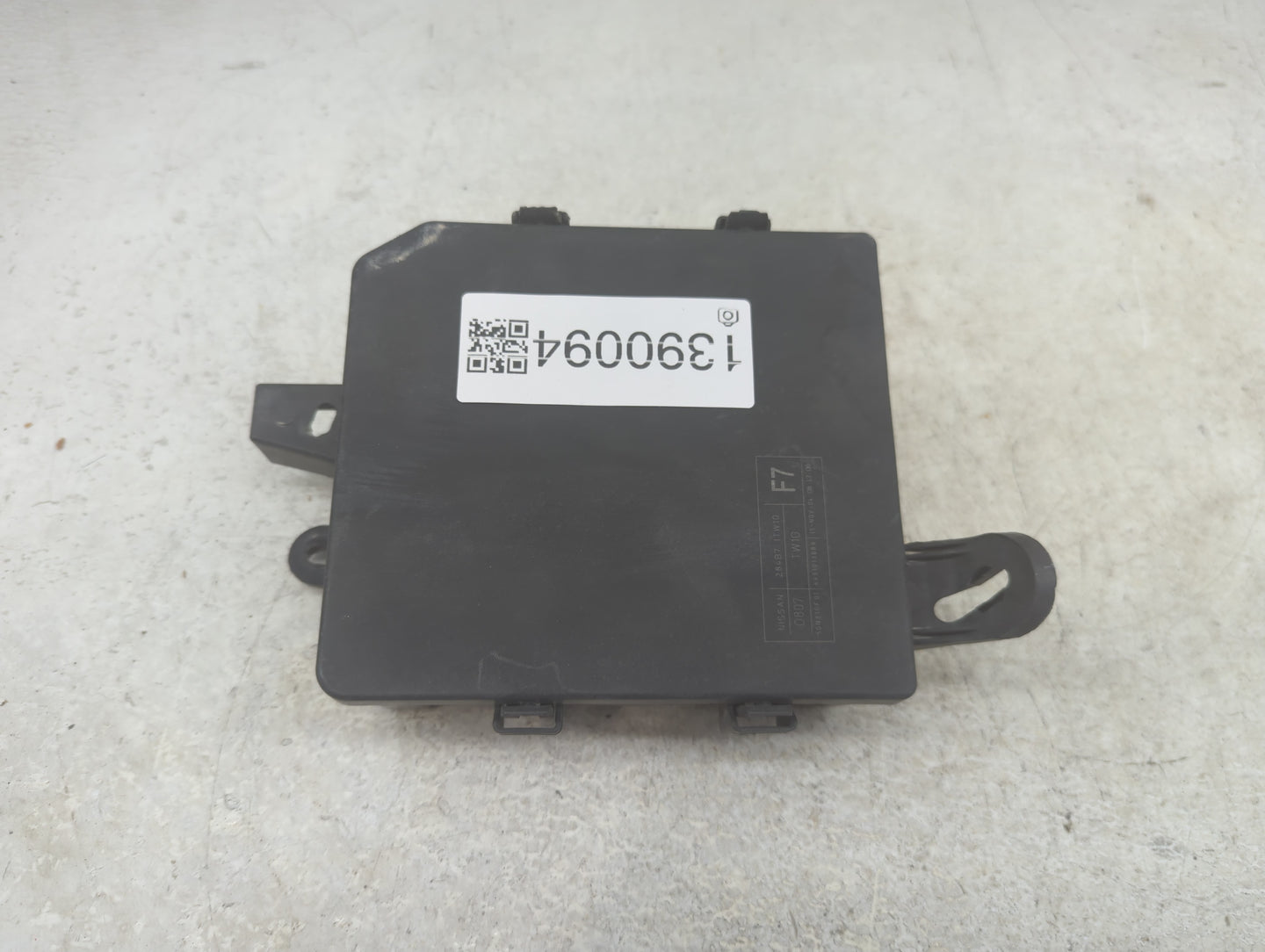 2011-2017 Nissan Juke Fusebox Fuse Box Panel Relay Module P/N:284B7 1KJ1E Fits Fits 2011 2012 2013 2014 2015 2016 2017 OEM U