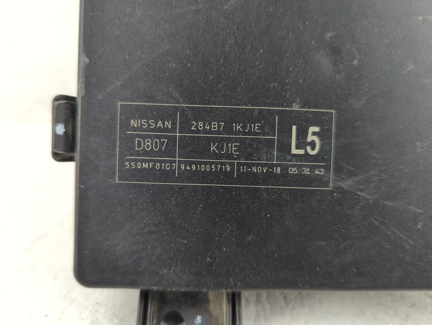 2011-2017 Nissan Juke Fusebox Fuse Box Panel Relay Module P/N:284B7 1KJ1E Fits Fits 2011 2012 2013 2014 2015 2016 2017 OEM U