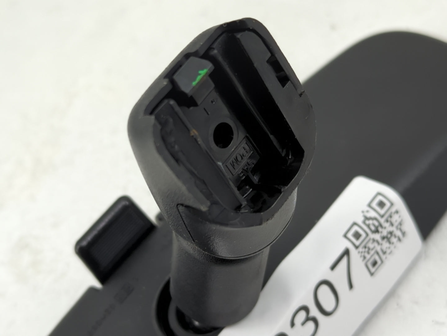 2011-2017 Nissan Juke Interior Rear View Mirror Replacement OEM P/N:1100027 Fits OEM Used Auto Parts - Oemusedautoparts1.com