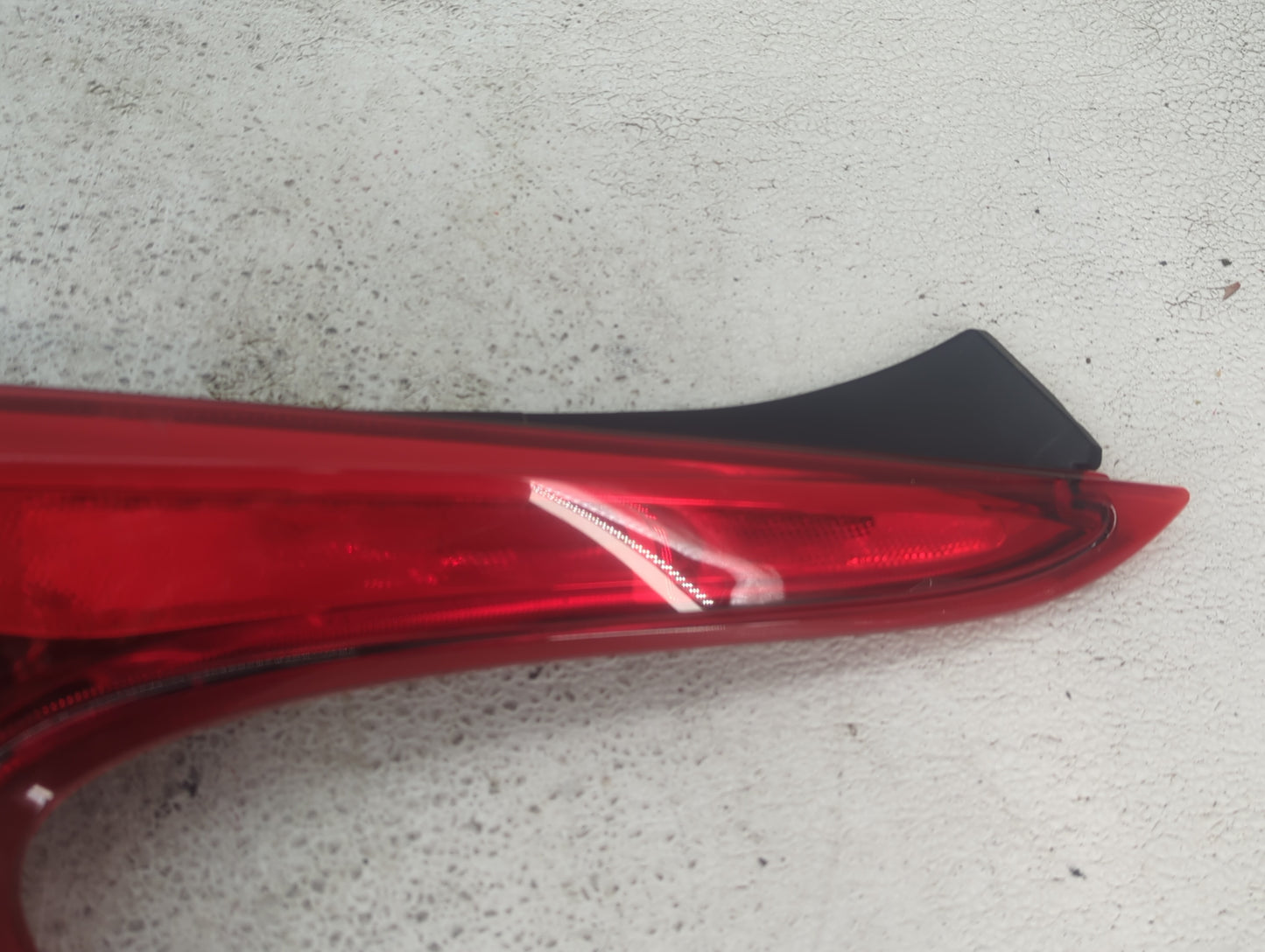 2011-2014 Nissan Juke Tail Light Assembly Passenger Right OEM Fits Fits 2011 2012 2013 2014 OEM Used Auto Parts - Oemusedaut