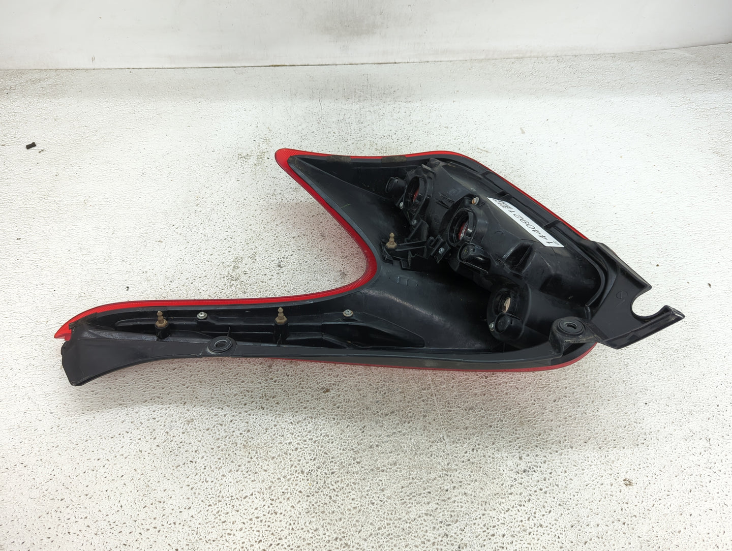 2011-2014 Nissan Juke Tail Light Assembly Driver Left OEM Fits Fits 2011 2012 2013 2014 OEM Used Auto Parts - Oemusedautopar