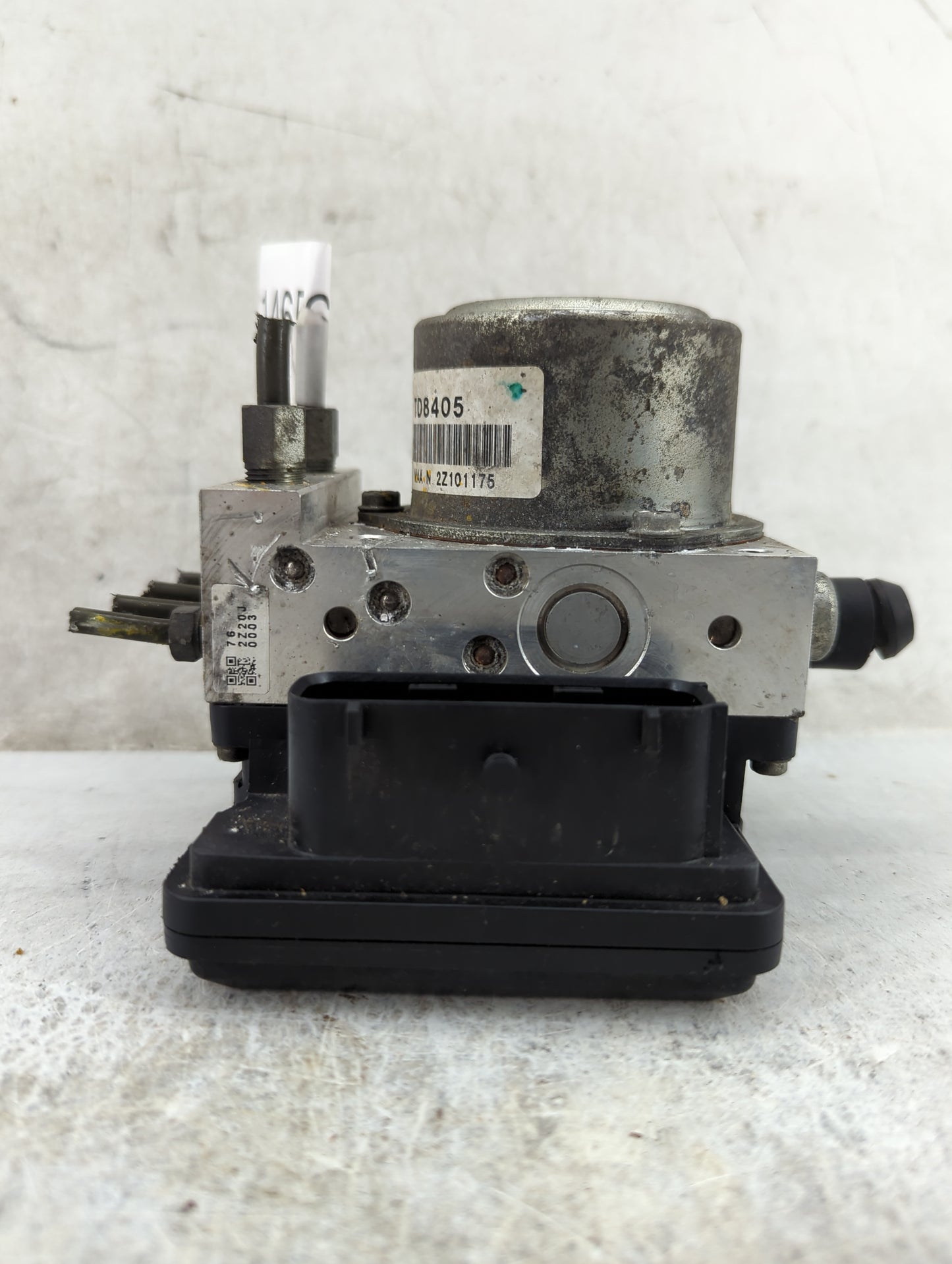 2012-2014 Nissan Juke ABS Pump Control Module Replacement P/N:A98000B51 E2Z121274, 73115547 Fits Fits 2012 2013 2014 OEM Use