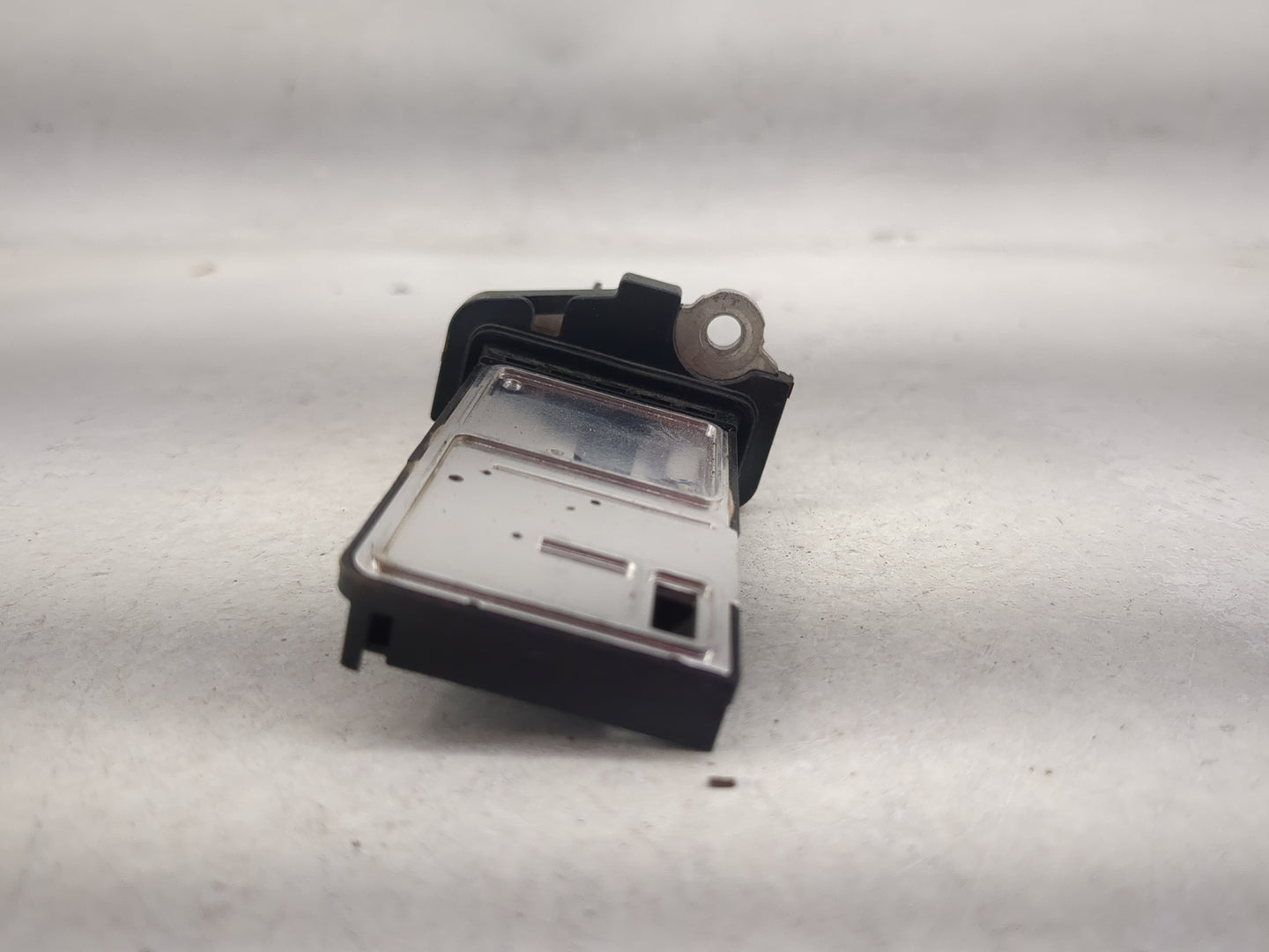 2011-2017 Nissan Juke Mass Air Flow Meter Maf 1485684 - Oemusedautoparts1.com