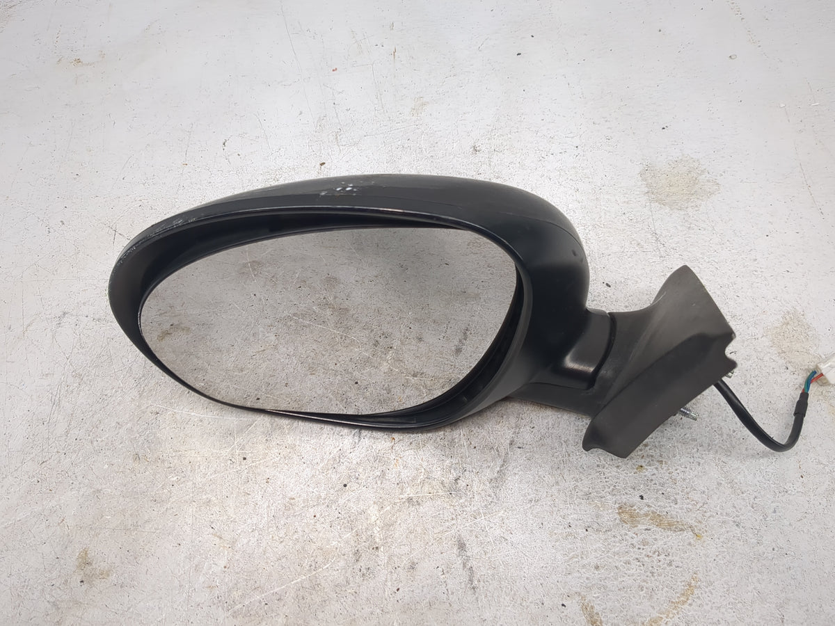 2012-2014 Nissan Juke Driver Side View Mirror - Left Door Mirror OEM Used - Oemusedautoparts1.com