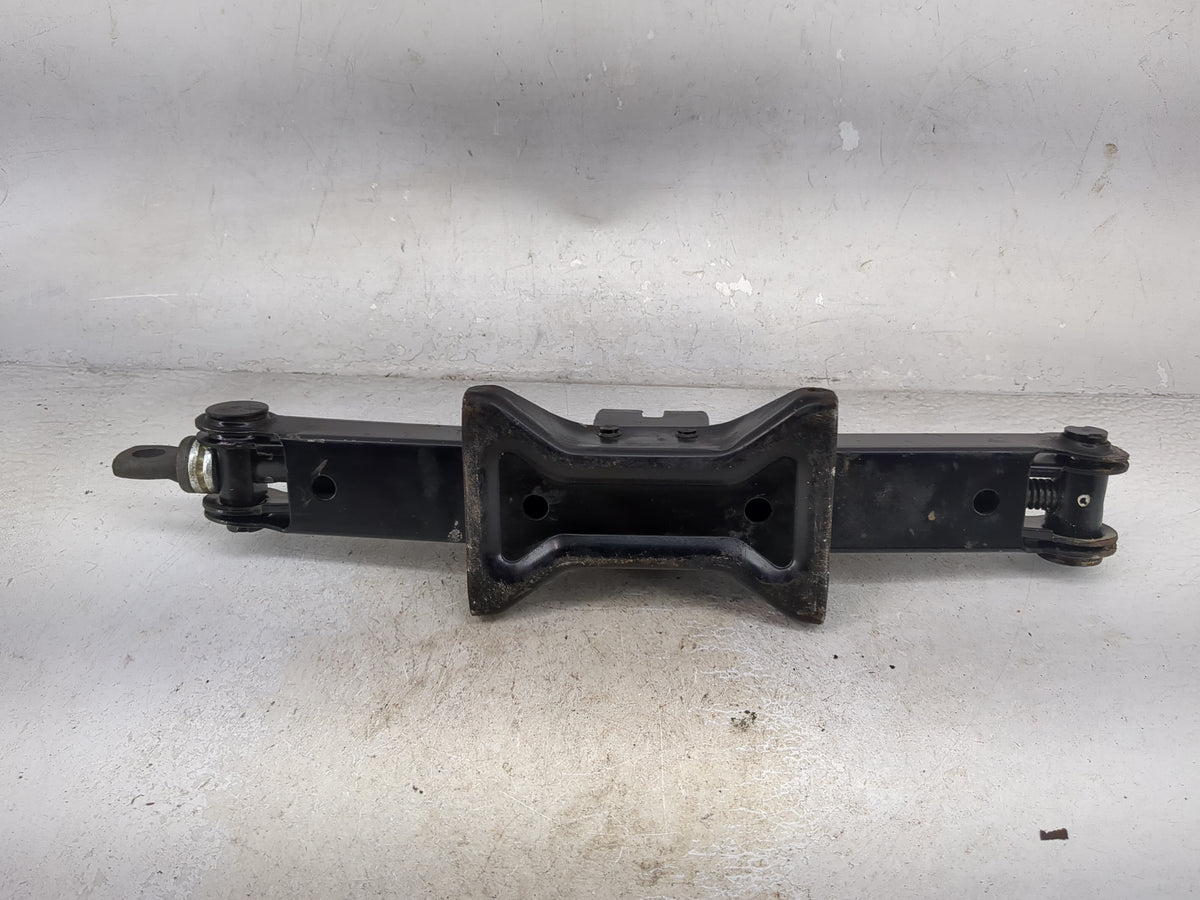 2013 Nissan Juke Spare Scissor Car Jack Black - Oemusedautoparts1.com