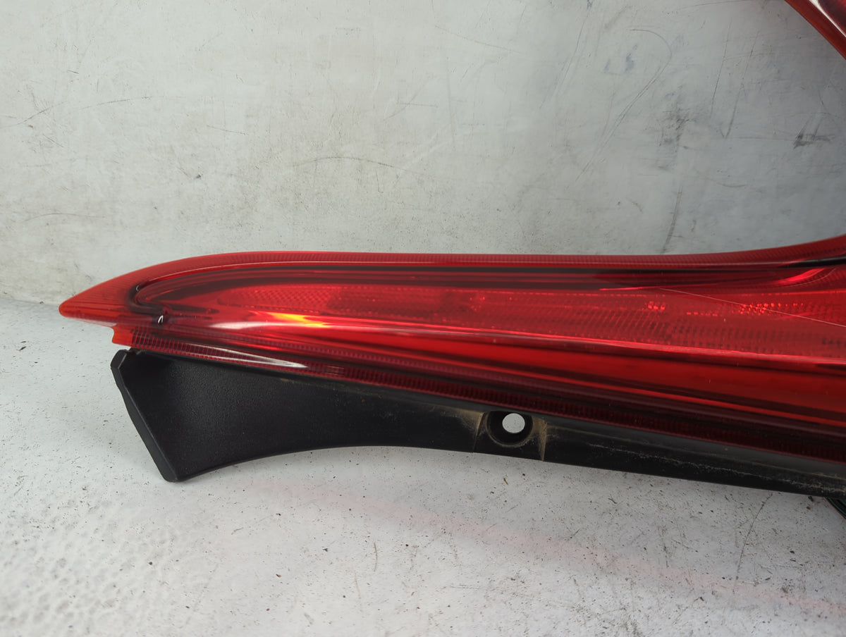 2011-2014 Nissan Juke Tail Light Assembly Passenger Right OEM Fits Fits 2011 2012 2013 2014 OEM Used Auto Parts - Oemusedaut