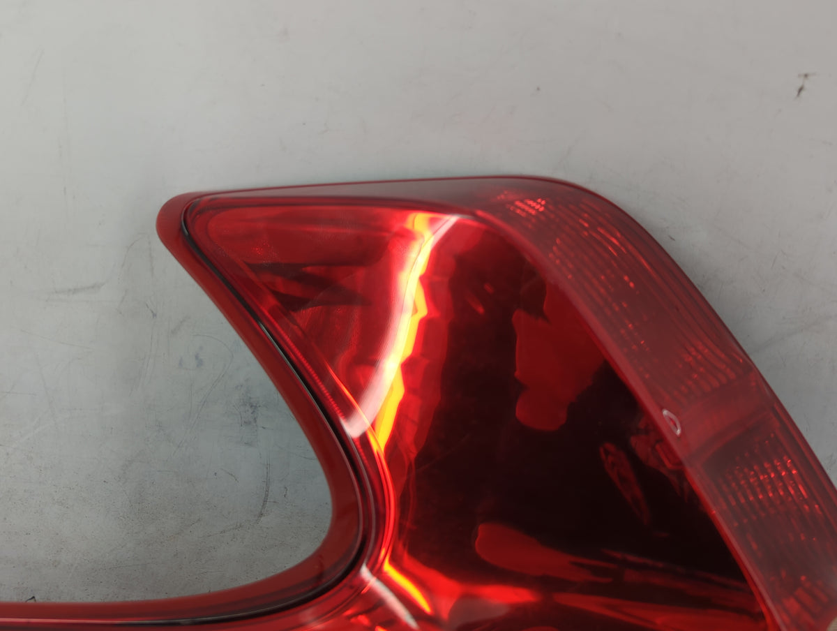 2011-2014 Nissan Juke Tail Light Assembly Passenger Right OEM Fits Fits 2011 2012 2013 2014 OEM Used Auto Parts - Oemusedaut